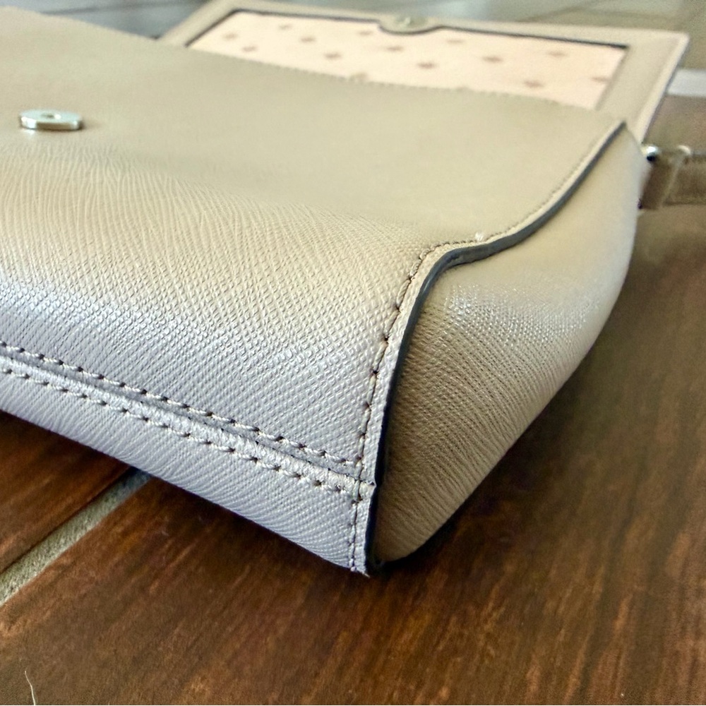 Kate Spade Gray/Lavender Small Pocketbook - Excellent Condition! - Picture 9 of 10